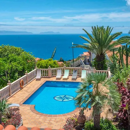 Holiday home Charming House In With Pool And Terrace